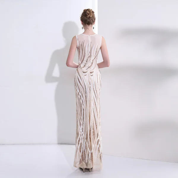 Sexy Champagne Evening Dresses  2018 Trumpet / Mermaid Sequins Scoop Neck Sleeveless Floor-Length / Long Formal Dresses