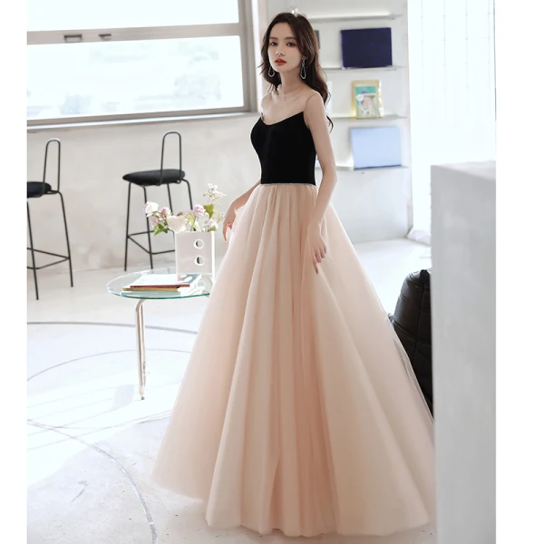Flotte Sorte Gallakjoler 2021 Prinsesse Scoop Neck Rhinestone Bælte Ærmeløs Lange Galla Kjoler