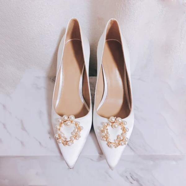Charming Red Satin Wedding Shoes 2020 Pearl Rhinestone 8 cm Stiletto Heels Pointed Toe Wedding Pumps