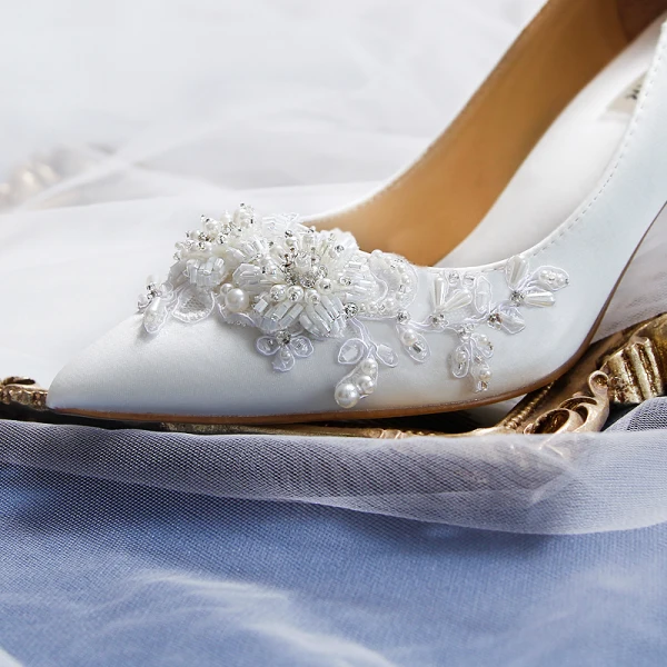 Elegant Ivory Beading Wedding Shoes 2020 Leather Crystal Rhinestone Pearl 9 cm Stiletto Heels Pointed Toe Wedding Pumps