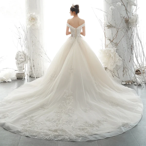 Luxury / Gorgeous Champagne Wedding Dresses 2020 Ball Gown Off-The-Shoulder Beading Rhinestone Sequins Lace Flower Appliques Sleeveless Backless Royal Train