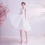 Simple Blanche Robe De Mariée Princesse 2020 Bouton recouvert Encolure Dégagée Perlage Sans Manches Mi-Longues