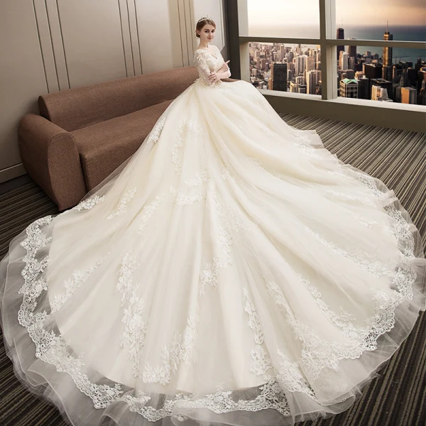Chic / Belle Champagne Robe De Mariée 2018 Robe Boule En Dentelle Appliques Paillettes V-Cou Dos Nu 1/2 Manches Cathedral Train Mariage