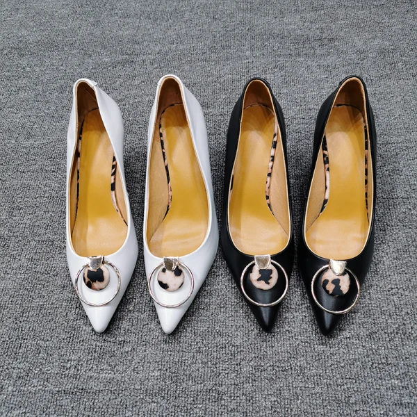 Schöne Weiß Strassenmode Leder Pumps Stilettos 5 cm 2020 Spitzschuh Pumps