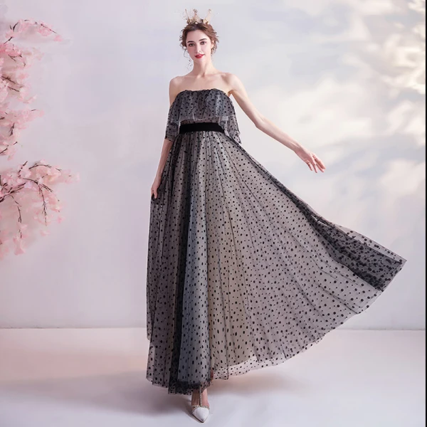 Chic / Beautiful Black Homecoming Spotted Graduation Dresses 2020 A-Line / Princess Strapless Sleeveless Backless Floor-Length / Long Formal Dresses