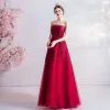 Classy Red Bridesmaid Dresses 2020 A-Line / Princess Strapless Lace Flower Sleeveless Backless Floor-Length / Long Wedding Party Dresses