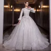 Muslimsk Glittrande Charmig Vita Beading Pärla Rhinestone Paljetter Vinter Bröllopsklänningar 2022 Balklänning Urringning Långärmad Royal Train Bröllop