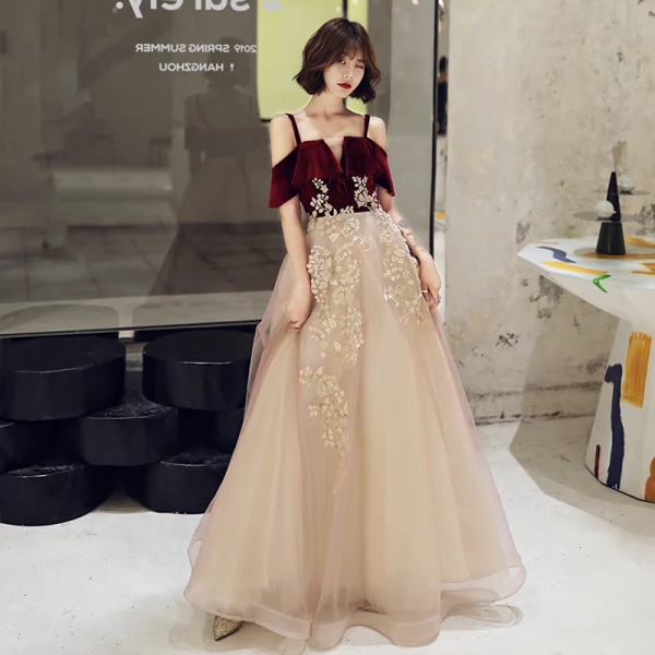 Chic / Belle Bordeaux Daim Robe De Bal 2022 Princesse Bretelles Spaghetti Manches Courtes Dos Nu Appliques Longue Robe De Ceremonie