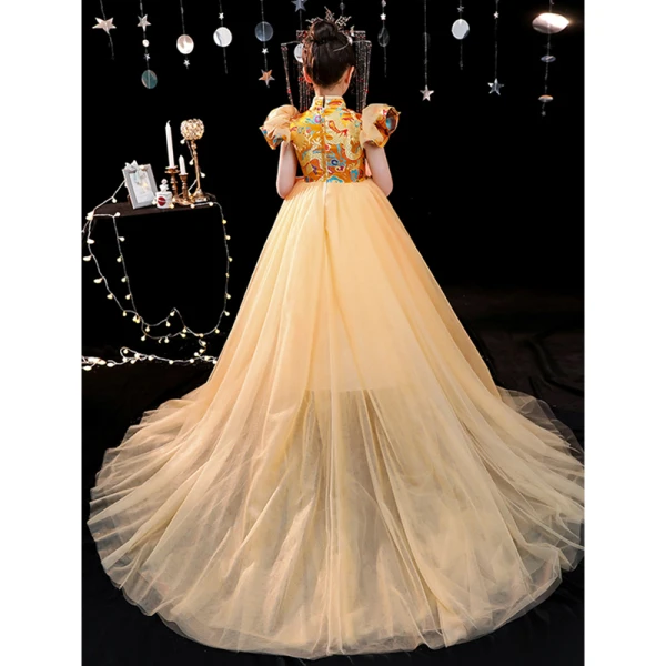 Style Chinois Jaune Impression Anniversaire Robe Ceremonie Fille 2022 Robe Boule Col Haut Gonflée Manches Courtes Tribunal Train Robe Ceremonie Fille