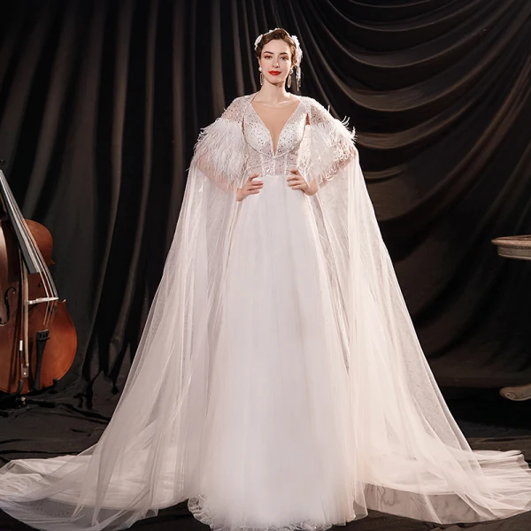 Charmant Weiß Perlenstickerei Strass Pailletten Brautkleider / Hochzeitskleider 2022 A Linie Rundhalsausschnitt Kurze Ärmel Quaste Hof-Schleppe Hochzeit