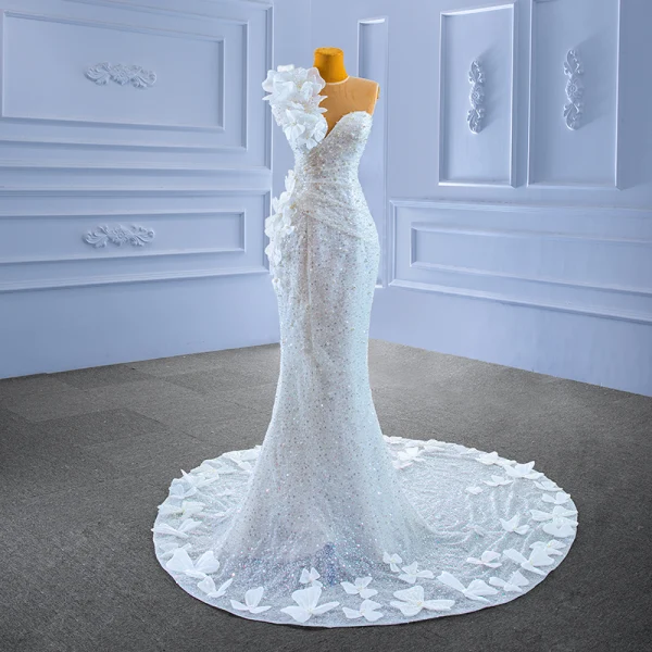 Sparkly High-end White Beading Pearl Sequins Wedding Dresses 2022 Trumpet / Mermaid Scoop Neck Appliques Sleeveless Backless Chapel Train Wedding