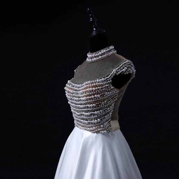 Luxury / Gorgeous Pearl Prom Dresses 2017 High Neck Beading Crystal Backless White Satin Formal Dresses