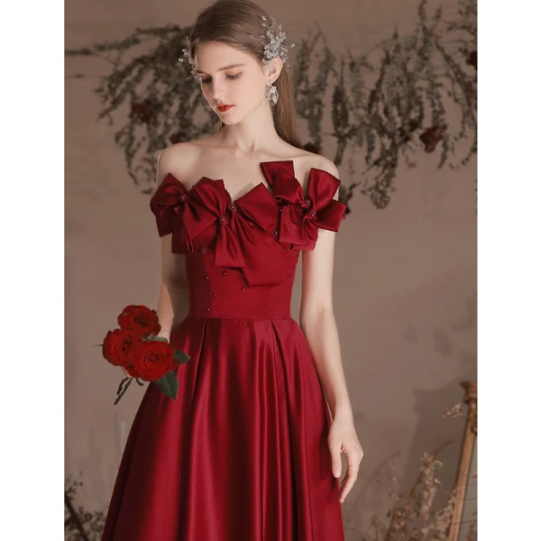 Chic / Beautiful Burgundy Prom Dresses 2022 A-Line / Princess Strapless Bow Sleeveless Backless Floor-Length / Long Satin Prom Formal Dresses