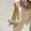 Glittrande Silver Rhinestone Rosett Paljetter Brudskor 2022 Läder 8 cm Stilettklackar Spetsiga Bröllop Pumps Högklackade