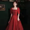 Elegant Burgundy Satin Prom Dresses 2022 A-Line / Princess Square Neckline Puffy Short Sleeve Backless Floor-Length / Long Formal Dresses