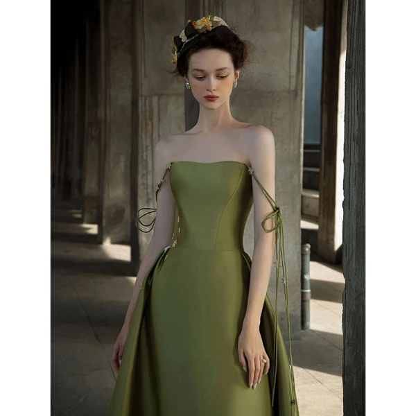 Vintage / Retro Olive Green Satin Evening Dresses 2022 A-Line / Princess Off-The-Shoulder Sleeveless Backless Split Front Floor-Length / Long Formal Dresses
