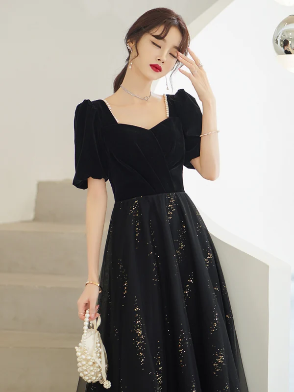 Elegant Black Sequins Prom Dresses 2022 A-Line / Princess Pearl Square Neckline Short Sleeve Backless Floor-Length / Long Formal Dresses