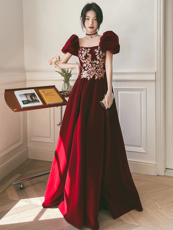 Elegant Burgundy Suede Prom Dresses 2022 A-Line / Princess Square Neckline Lace Flower Puffy Short Sleeve Backless Floor-Length / Long Prom Dresses