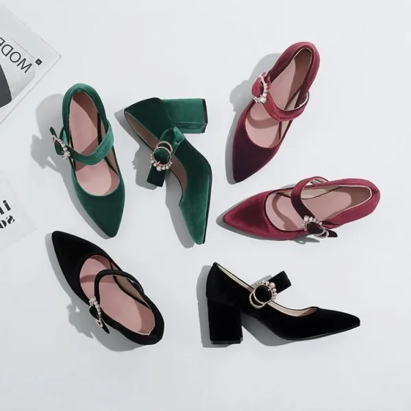 Vintage / Retro Burgundy Suede Bridesmaid Pumps 2020 Pearl Buckle 7 cm Thick Heels Pointed Toe Pumps