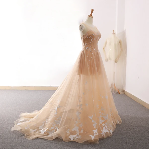 Chic / Belle Champagne Robe De Soirée 2018 Princesse Étoile Papillon Encolure Dégagée Dos Nu Sans Manches Tribunal Train Robe De Ceremonie
