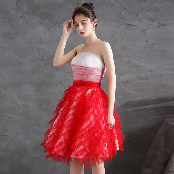 Charmant Rouge Robe De Fete Robe De Cocktail 2021 Princesse Bustier Sans Manches Dos Nu Mi-Longues Cocktail Robe De Ceremonie