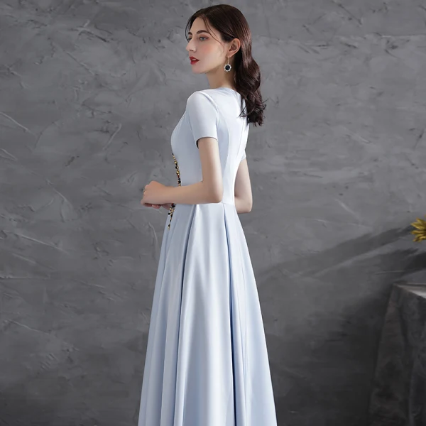 Modest  Grey Crystal Rhinestone Satin Evening Dresses  2021 A-Line / Princess Scoop Neck Short Sleeve Floor-Length / Long Evening Party Formal Dresses