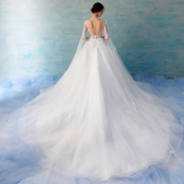 Chic / Belle Blanche Robe De Mariée 2018 Robe Boule En Dentelle Appliques Perlage Paillettes V-Cou Dos Nu 3/4 Manches Cathedral Train Mariage