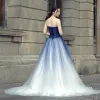 Schöne Farbverlauf Brautkleider 2018 A Linie Bandeau Rückenfreies Ärmellos Sweep / Pinsel Zug Hochzeit