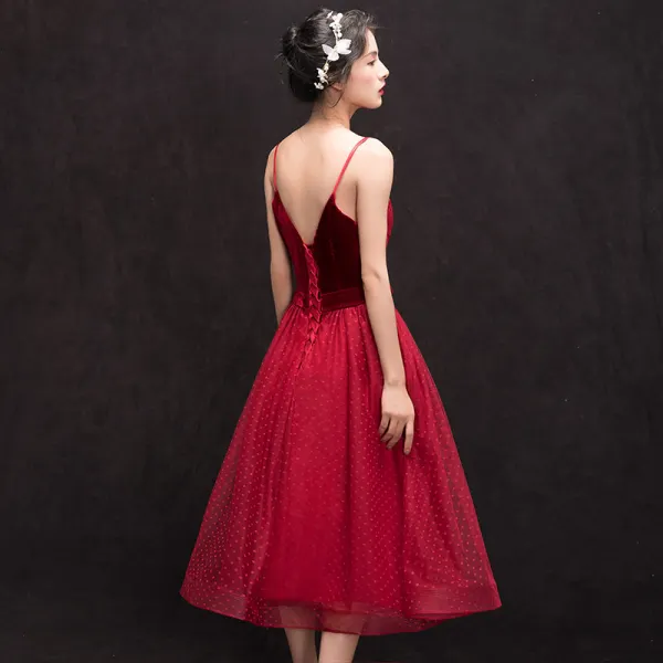 Lovely Burgundy Homecoming Graduation Dresses 2018 A-Line / Princess Suede Bow Spaghetti Straps Backless Sleeveless Tea-length Formal Dresses