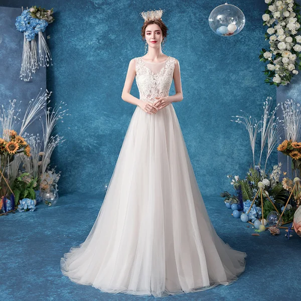 Affordable Ivory Wedding Dresses 2020 A-Line / Princess Scoop Neck Lace Flower Sleeveless Sweep Train