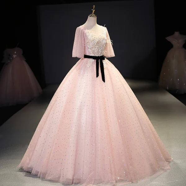 Chic / Beautiful Blushing Pink Prom Dresses 2021 Ball Gown V-Neck Rhinestone Lace Flower Sash Short Sleeve Backless Floor-Length / Long Prom Formal Dresses