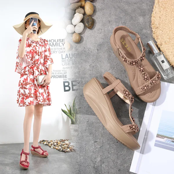 Schöne Sommer Strand Beige Sandalen Damen 2020 Strass T-Riemen 5 cm Keilabsatz Plateau Peeptoes Sandaletten