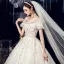 Charmant Champagne En Dentelle Robe De Mariée 2020 Princesse De l'épaule Perlage Paillettes Faux Diamant Manches Courtes Dos Nu Royal Train