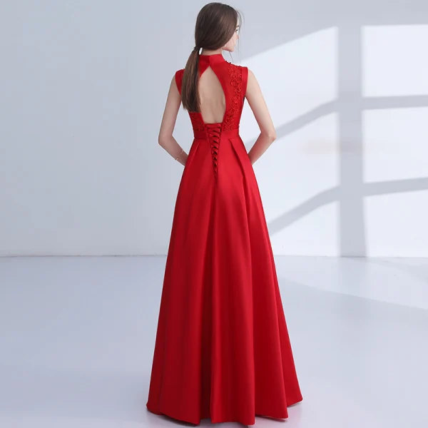 Chinese style Red Evening Dresses 2018 A-Line / Princess Appliques Lace Beading Crystal High Neck Backless Sleeveless Floor-Length / Long Formal Dresses