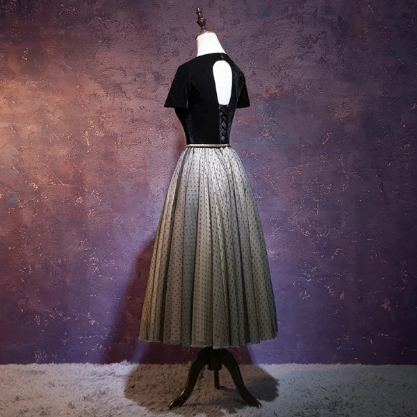 Chic / Beautiful Black Prom Dresses 2018 A-Line / Princess Sash Suede Scoop Neck Backless Short Sleeve Tea-length Formal Dresses