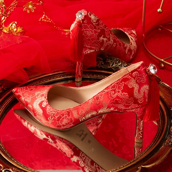 Mode Guld Brudskor 2020 Broderade 7 cm Stilettklackar Spetsiga Bröllop Pumps