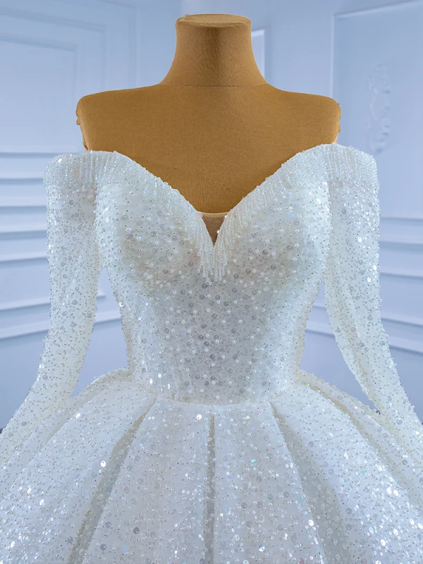 Luxus / Herrlich Ivory / Creme Brautkleider / Hochzeitskleider 2021 Ballkleid Quaste Perle Off Shoulder Perlenstickerei Pailletten Lange Ärmel Rückenfreies Hof-Schleppe Hochzeit