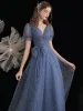 Fashion Ocean Blue Prom Dresses 2021 A-Line / Princess V-Neck Bow Beading Sequins Short Sleeve Backless Floor-Length / Long Prom Formal Dresses