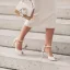 Elegante Ivoor Bruidsschoenen 2020 Parel Enkelband 9 cm Naaldhakken / Stiletto Peep Toe Huwelijk Sandalen