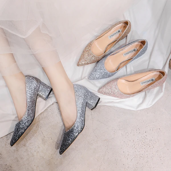 Glittrande Silver Paljetter Brudskor 2020 7 cm Tjocka Klackar Spetsiga Bröllop Pumps
