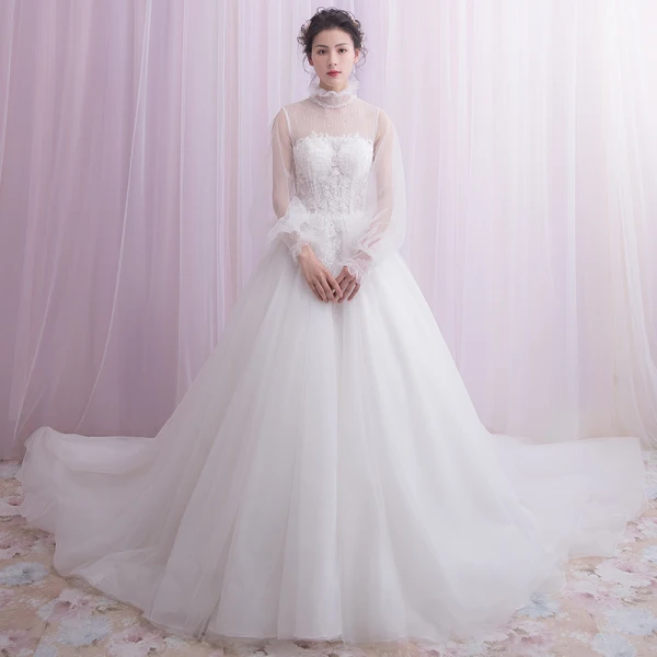 Vintage / Originale Blanche Robe De Mariée 2018 Princesse En Dentelle Perle Bouton recouvert Col Haut Manches Longues Chapel Train Mariage