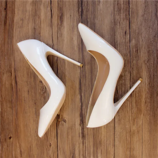 Schlicht Ivory / Creme Büro OL Leder Pumps 2020 Lackleder 10 cm Stilettos Spitzschuh Pumps