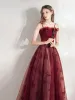 Chic / Beautiful Burgundy Prom Dresses Evening Dresses  2021 A-Line / Princess Spaghetti Straps Lace Butterfly Sequins Sleeveless Backless Floor-Length / Long Evening Party Formal Dresses