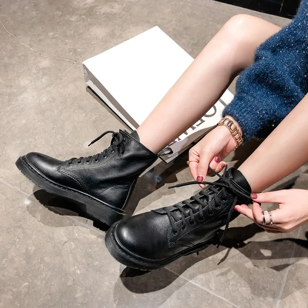 Fashion Winter Black Casual Leather Flat Round Toe Womens Boots 2020