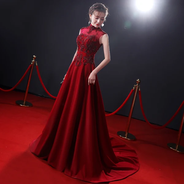 Chinese style Burgundy Evening Dresses 2018 A-Line / Princess Beading Crystal Pearl Lace Flower High Neck Backless Sleeveless Sweep Train Formal Dresses