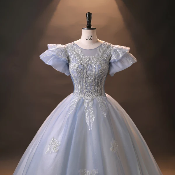 Vintage / Retro Quinceañera Prom Dresses 2024 Sky Blue Crossed Straps Beading Pearl Tulle Cap Sleeves Ball Gown Formal Dresses