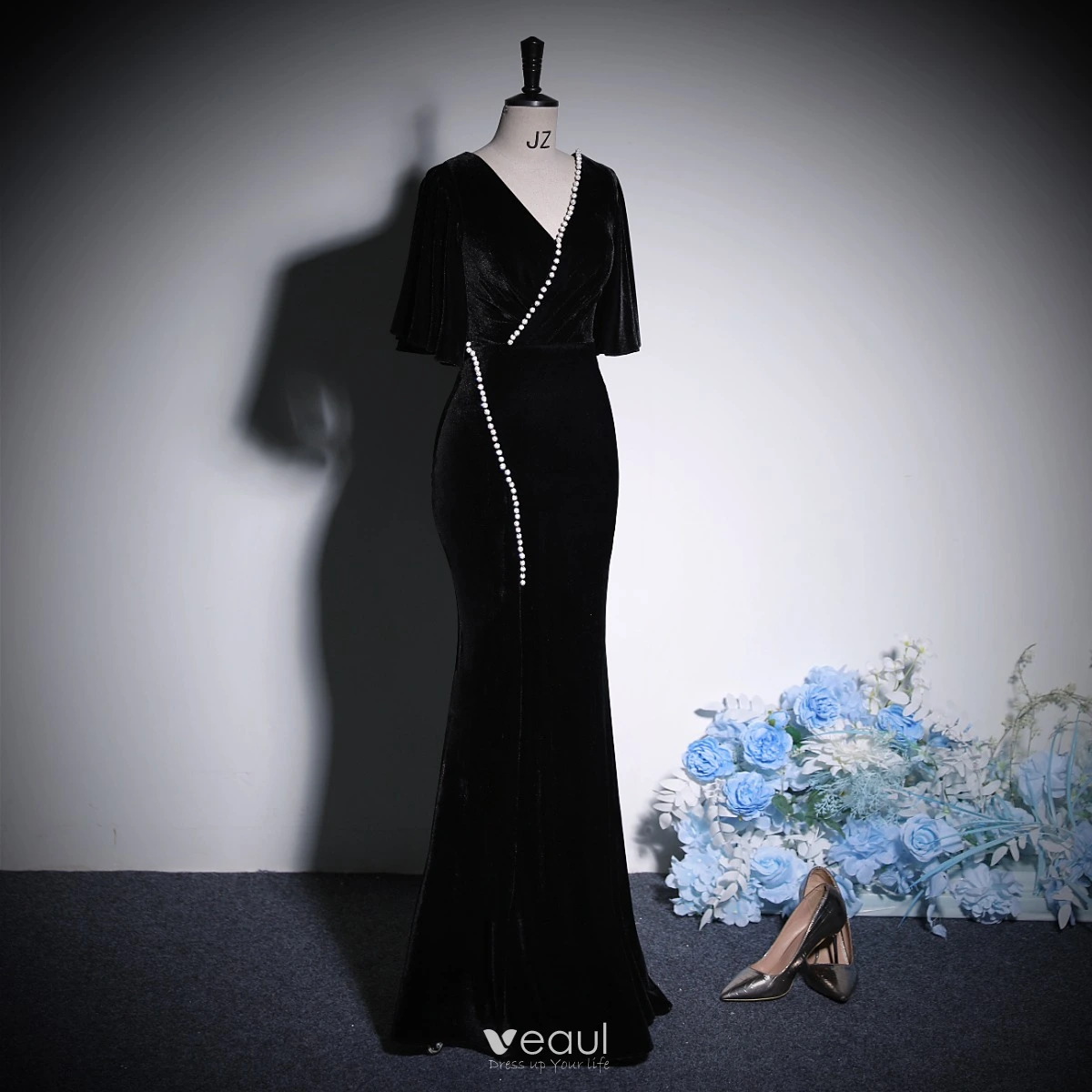 Sexy Black Solid Color Rhinestone Velvet Evening Dresses Sexy Black Solid Color Rhinestone Velvet Evening Dresses