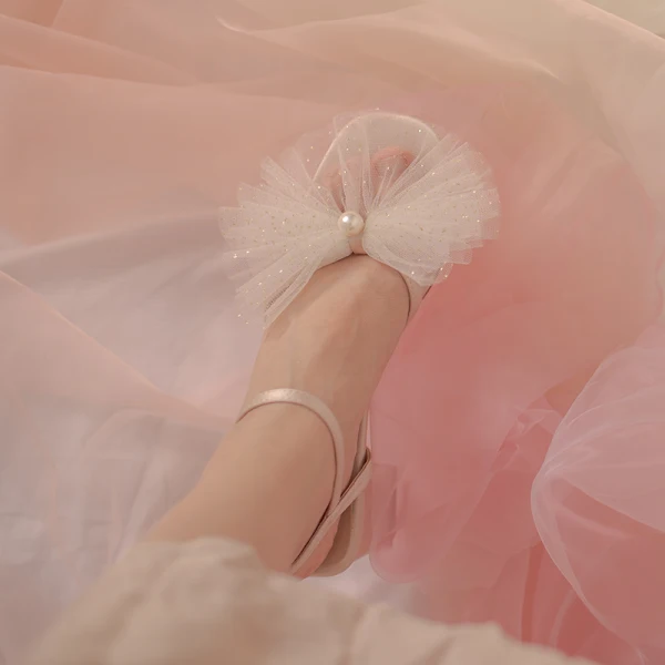 Sexy Champagne Perle Noeud Chaussure De Mariée 2020 Slingbacks 5 cm Talons Épais Peep Toes / Bout Ouvert Mariage Sandales