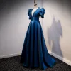 Vintage / Retro Royal Blue Satin Prom Dresses 2021 A-Line / Princess V-Neck Bell sleeves Backless Floor-Length / Long Prom Formal Dresses
