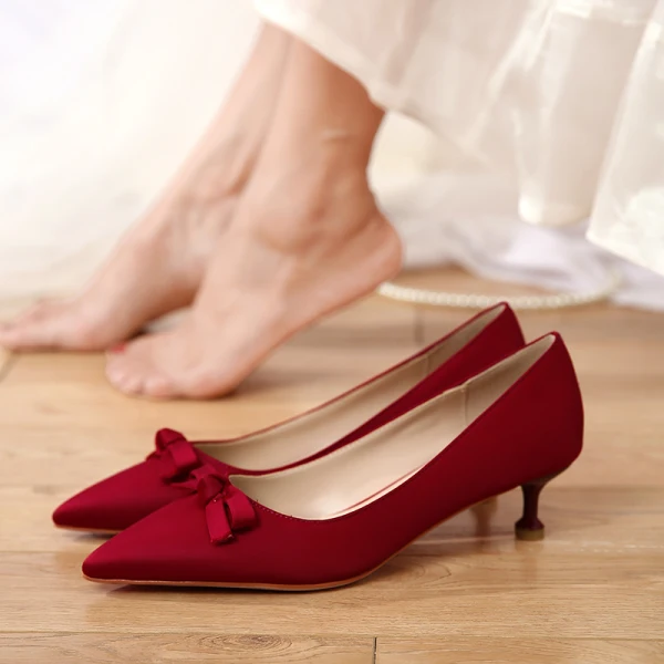 Elegant Ivory Bow Wedding Shoes 2020 3 cm Stiletto Heels Low Heel Pointed Toe Wedding Pumps